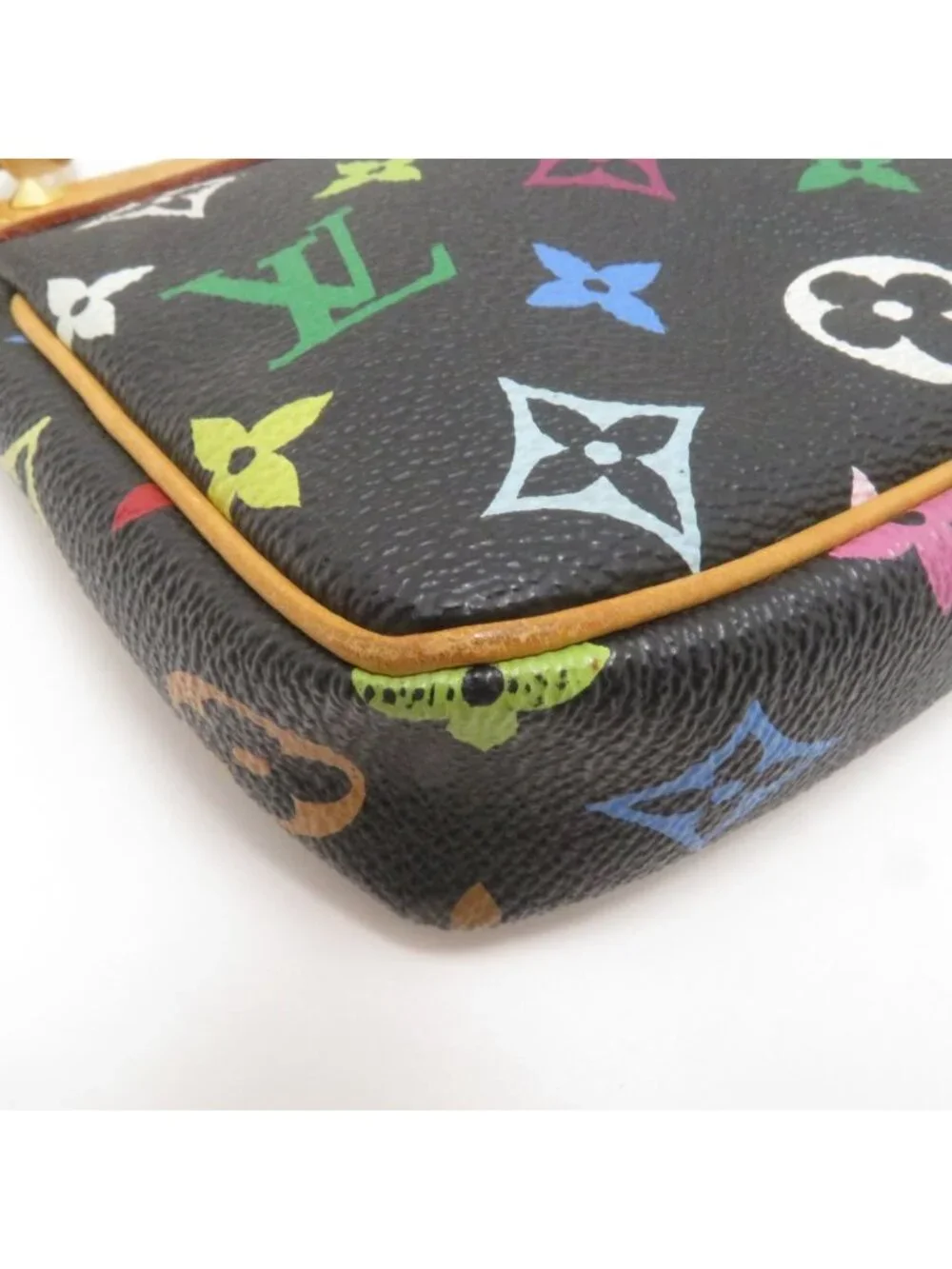 Louis Vuitton Pochette Accessoires Multicolor Noir Handbag Monogram